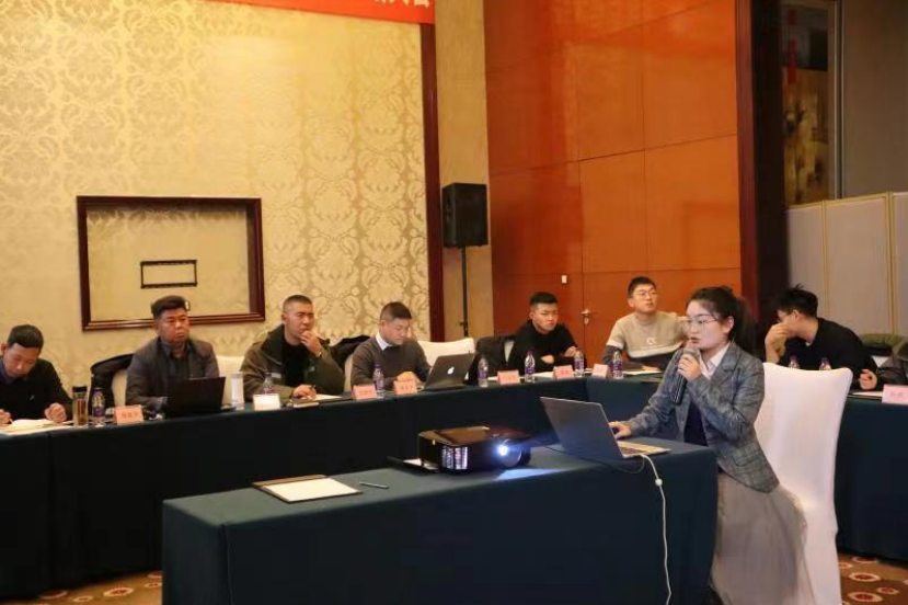 攜手并進.共創未來(lái)--四川中卓建築勞務有(yǒu)限公司 2022 年(nián)年(nián)會(huì)